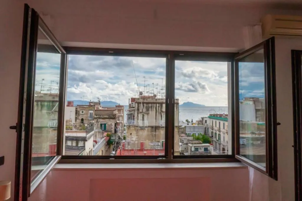 La Finestra Sul Golfo Apartment Naples Italy