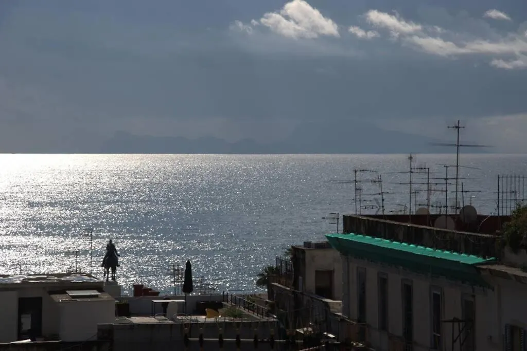 La Finestra Sul Golfo contacts